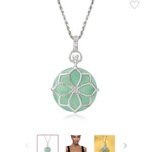 Jade Flower Pendant Necklace in Sterling Silver